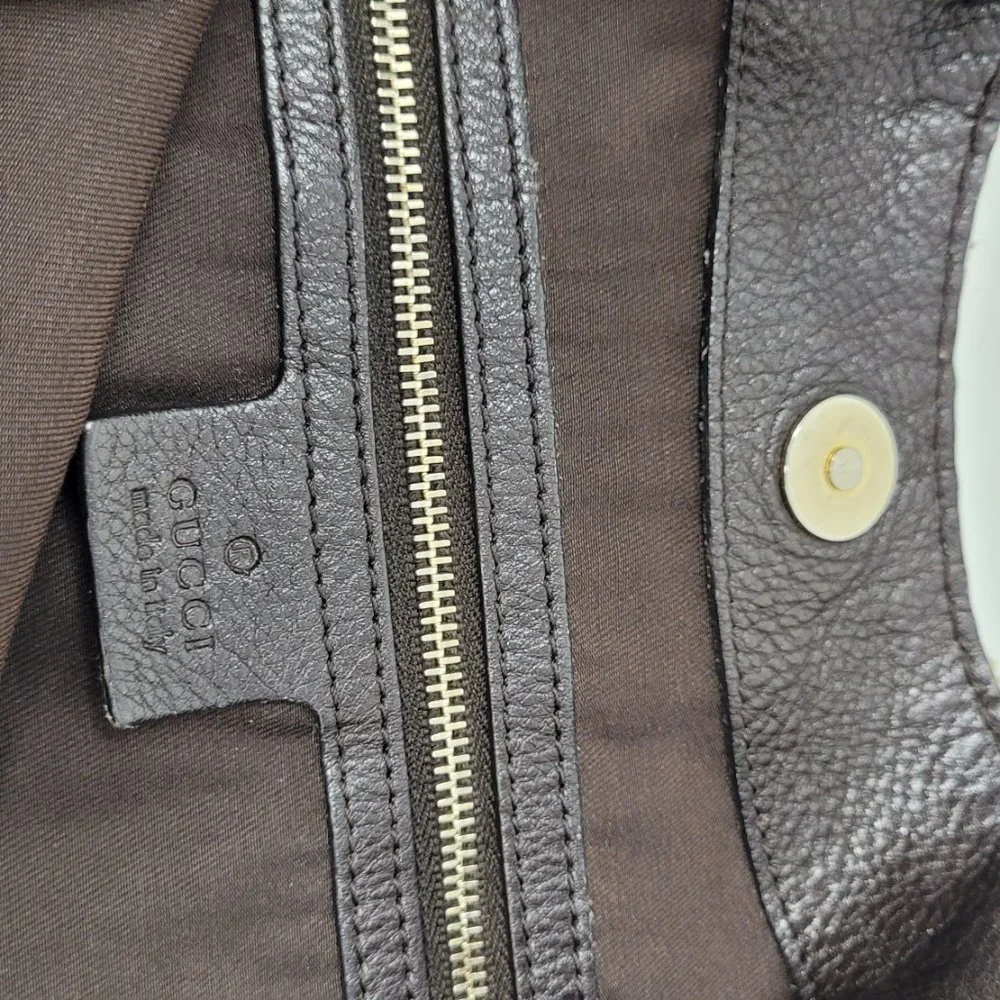 GUCCI G Logo Shoulder Bag - Picture 13 of 13